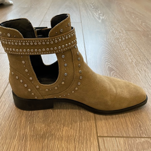 Size 39 Zara studded ankle boots - Picture 9 of 9